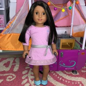 American girl doll custom. Dark brown hair & eyes.
